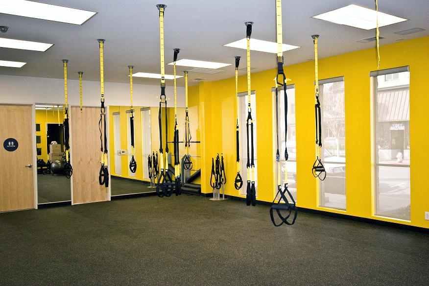 عملکرد بند تی آر ایکس در کاهش دور شکم و سایز لباس